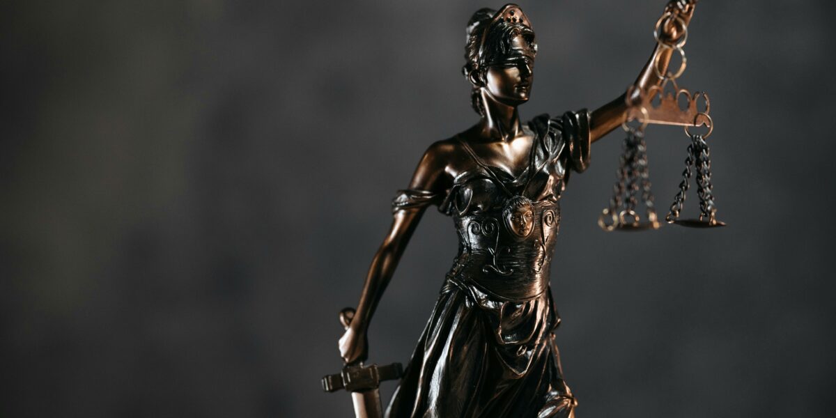 Typhaine D. : le courage face à la haine en ligne Typhaine D. : le courage face à la haine en ligne